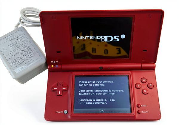Nintendo DSi Console Matte Red-0